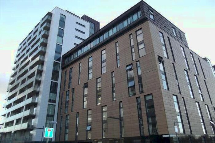 1 Bedroom Flat To Rent In Castlebank Place, Glasgow, G11