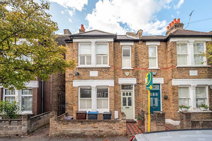 3 Bedroom Terraced House To Rent In Dorien Road, Raynes Park, London, SW20