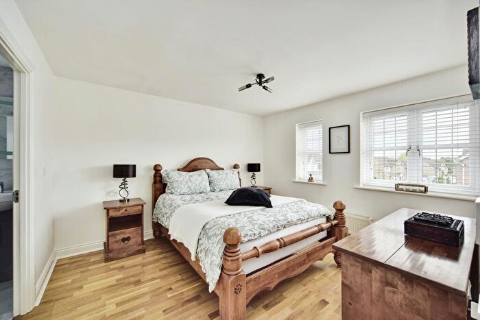 5 Bedroom Detached House For Sale In Fordwich Drive, Frindsbury, Rochester, ME2