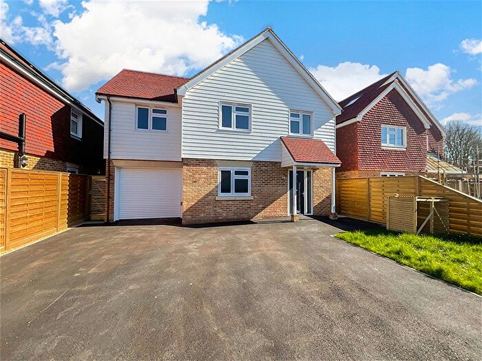 5 Bedroom Detached House For Sale In Brookland, Kent, TN29