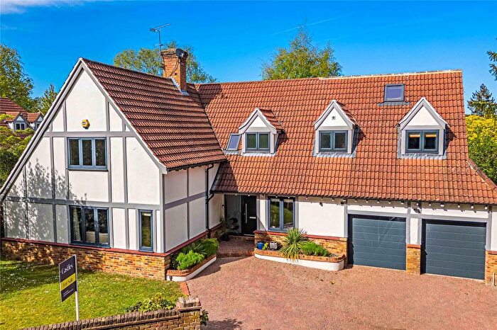 5 Bedroom Detached House For Sale In Castle Gateway, Berkhamsted, Hertfordshire, HP4
