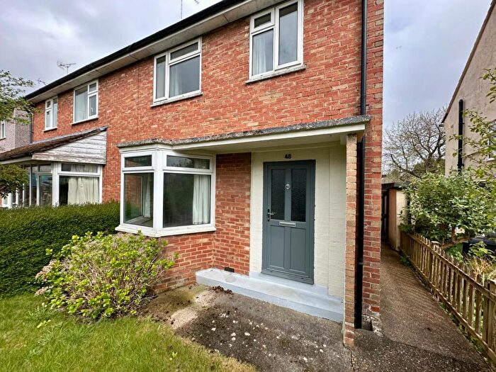 3 Bedroom Semi Detached House For Sale In Pound Gate, Alton, Hampshire, GU34