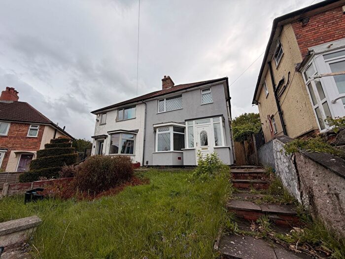 3 Bedroom Semi Detached House To Rent In Sandmere Grove, Birmingham, B14