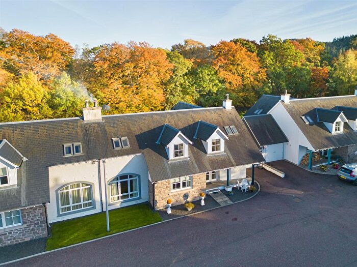 4 Bedroom Semi-Detached House For Sale In Strathallan Bank, Forgandenny, Perthshire, PH2