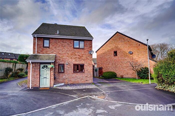 3 Bedroom Detached House For Sale In Colford Close, Droitwich, Worcestershire, WR9