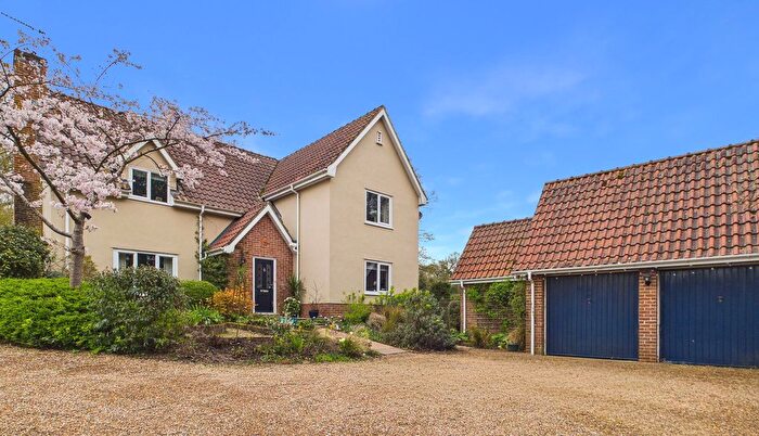 4 Bedroom Detached House For Sale In Low Street, Badingham, IP13