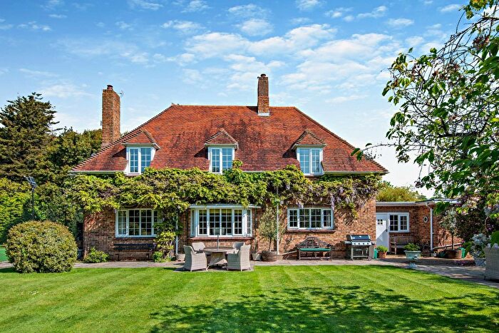 4 Bedroom Detached House For Sale In Vicarage Lane, Tillingham, Southminster, Essex, CM0