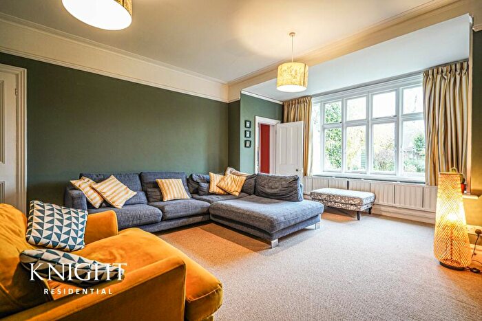 6 Bedroom Detached House For Sale In Cambridge Road, Colchester, CO3