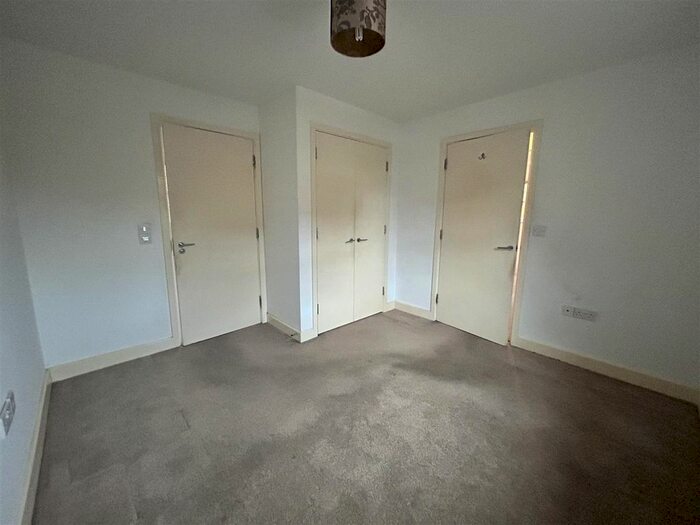 2 Bedroom Detached House To Rent In Outfield Close, Corby, Great Oakley, NN18