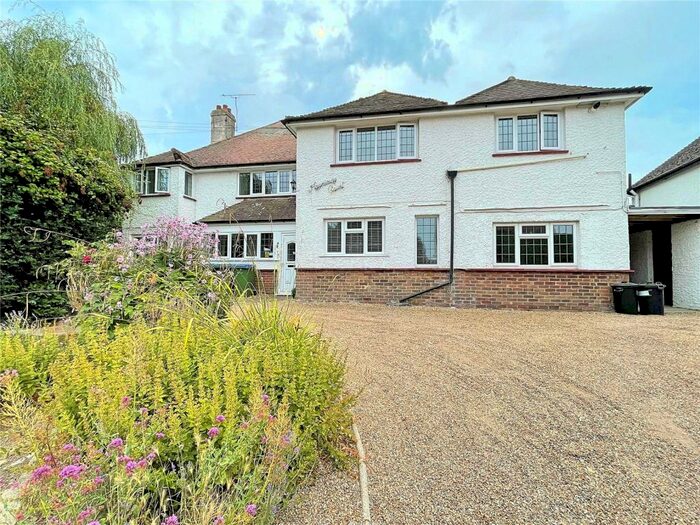 2 Bedroom Apartment To Rent In Angmering Court, Sea Lane, East Preston, West Sussex, BN16