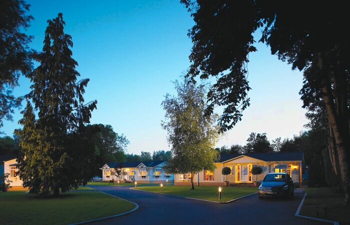 2 Bedroom Mobile/park Home For Sale In Bluebell Woods, Ely Road, Waterbeach, Cambridge, CB25