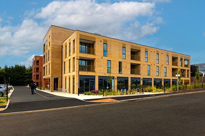 2 Bedroom Flat For Sale In Newtown Road, Henley On Thames, RG9