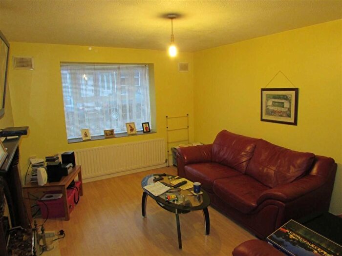 1 Bedroom Flat For Sale In Russell Street, Luton, LU1