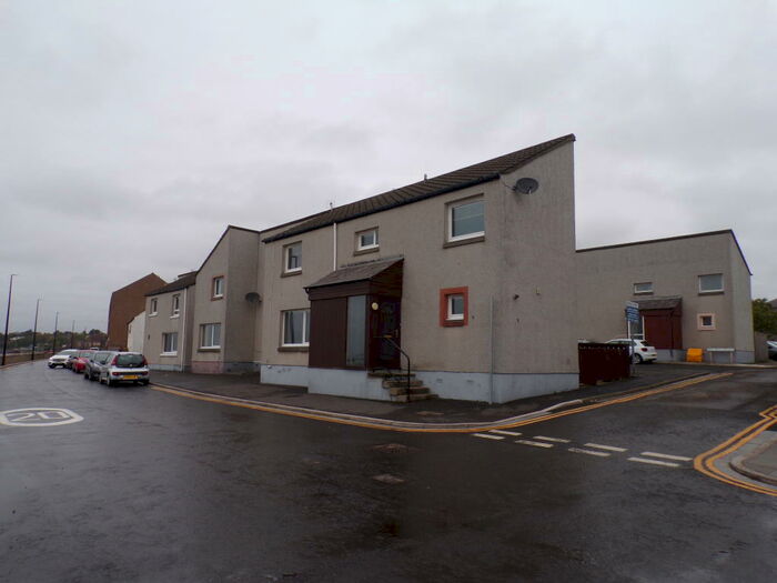 2 Bedroom Terraced House To Rent In Bellrock Square, Broughty Ferry, DD5