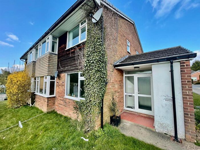 2 Bedroom Apartment To Rent In High Ash Drive, Alwoodley, Leeds, LS17