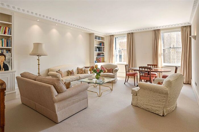 5 Bedroom Flat For Sale In Chester Square, London, SW1W