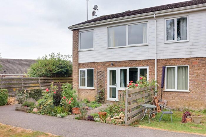 1 Bedroom Flat To Rent In Chichester Way, Perry, PE28