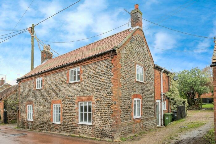 4 Bedroom House To Rent In High Street, Southrepps, Norwich, NR11