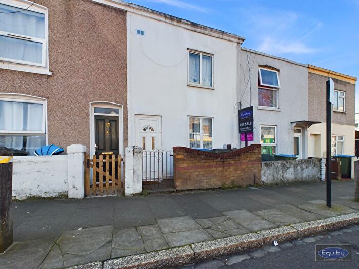 2 Bedroom Terraced House For Sale In Brewery Road, London, SE18