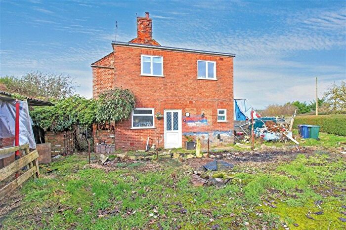 3 Bedroom Semi Detached House For Sale In Outgate Road, Leverton, Boston, PE22