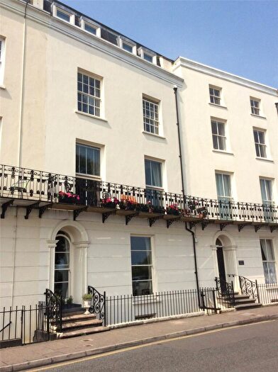 1 Bedroom Flat For Sale In The Croft, Tenby, Pembrokeshire, SA70