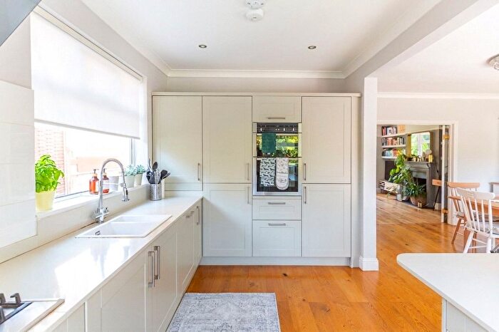 3 Bedroom Semi-Detached House For Sale In Falcondale Road, Bristol, BS9