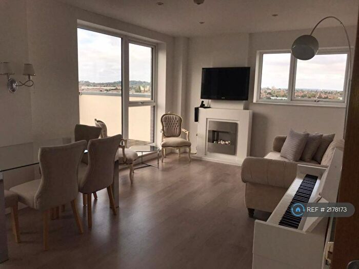 2 Bedroom Flat To Rent In Matthews Close, Wembley Park, HA9