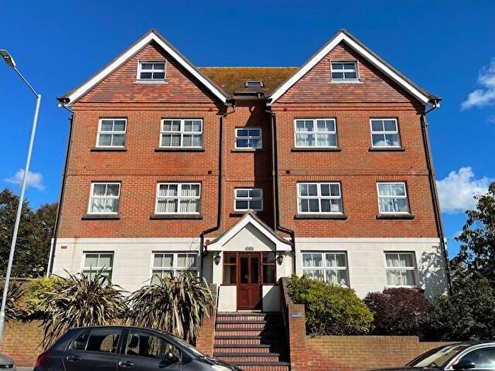 1 Bedroom Flat To Rent In St. Leonards Road, Eastbourne, East Sussex, BN21