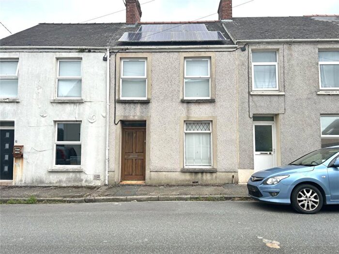 2 Bedroom Terraced House For Sale In George Street, Milford Haven, Pembrokeshire, SA73