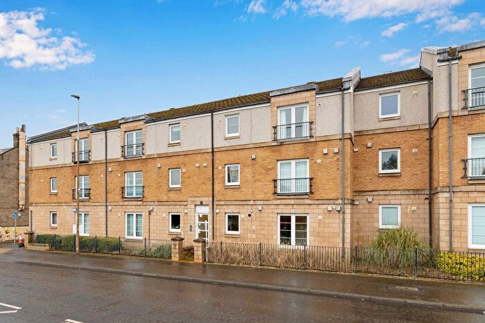 2 Bedroom Flat For Sale In (Flat ) Duddingston Park South, Duddingston, Edinburgh, EH15