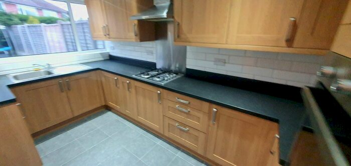 3 Bedroom Semi-Detached House To Rent In Westwood Road, Cheadle, SK8