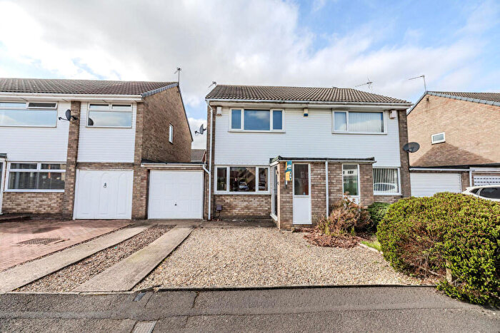 2 Bedroom Semi Detached House For Sale In Kent Court, Kingston Park, Newcastle Upon Tyne, NE3