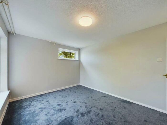 1 Bedroom Flat To Rent In Hatherley Road, Sidcup, Kent, DA14