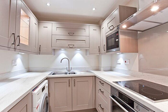 2 Bedroom Flat To Rent In Eliot Court, York, YO10