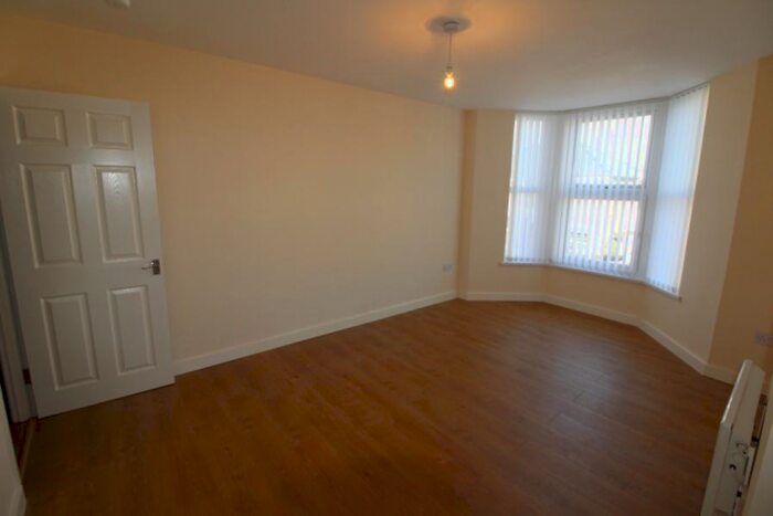 2 Bedroom Flat To Rent In Broadway, Treforest, Cardiff, CF24