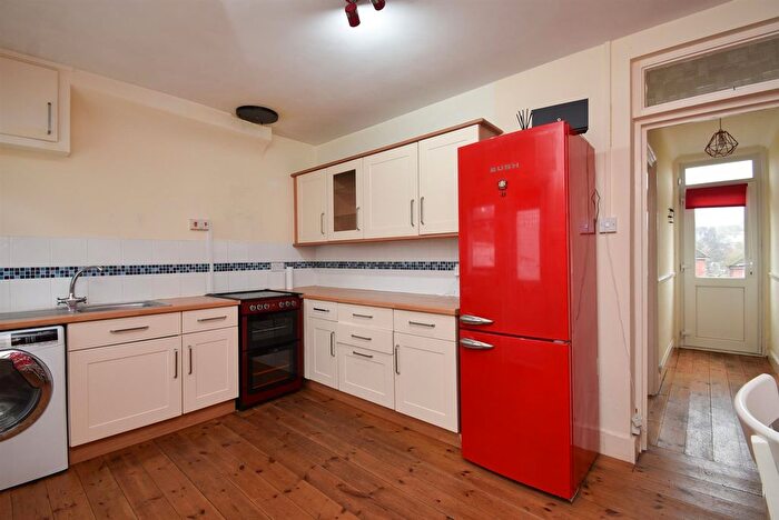 1 Bedroom Flat To Rent In Old London Road, Hastings, TN34