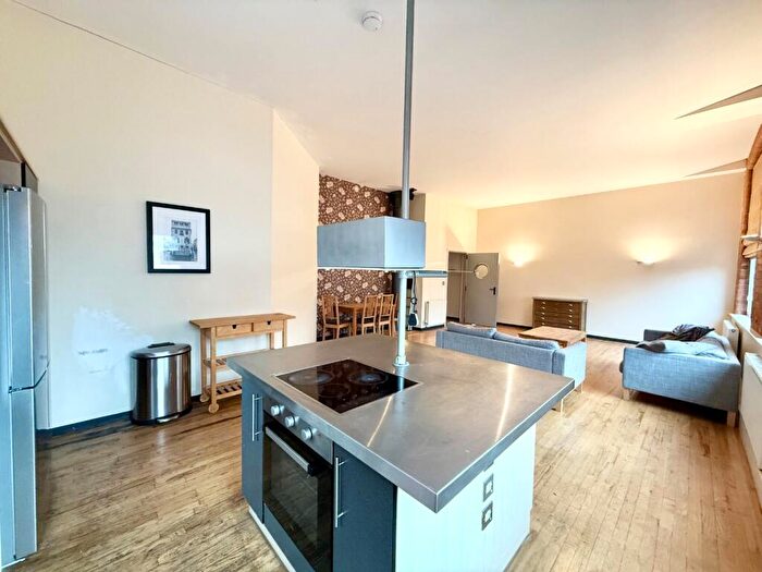 2 Bedroom Apartment To Rent In - Heathcoat Street, Nottingham, Nottinghamshire, NG1