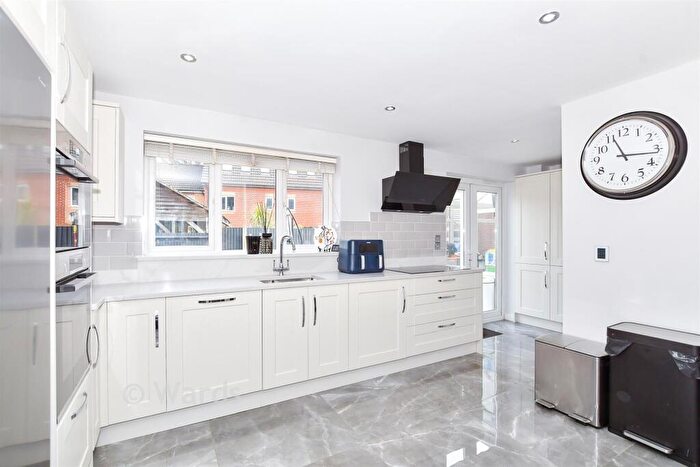 4 Bedroom Detached House For Sale In Thomas Rider Way, Boughton Monchelsea, Maidstone, Kent, ME17