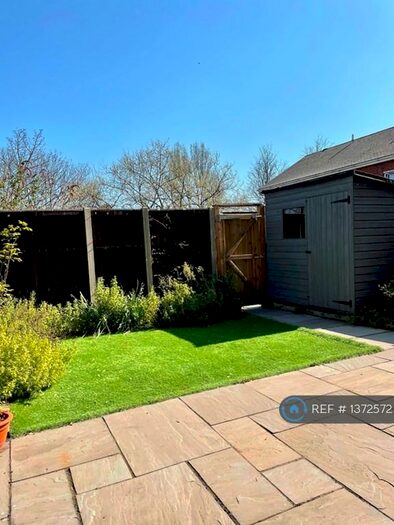 2 Bedroom Flat To Rent In Schofield Walk, London, SE3