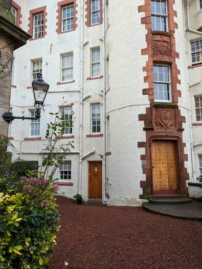 1 Bedroom Flat To Rent In Ramsay Garden, Edinburgh, Midlothian, EH1