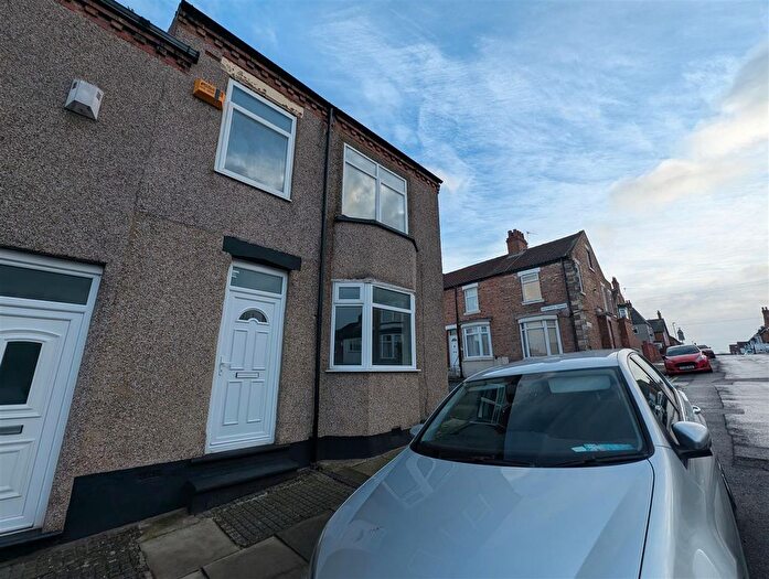 3 Bedroom End Terrace House For Sale In Leafield Road, Darlington, DL1