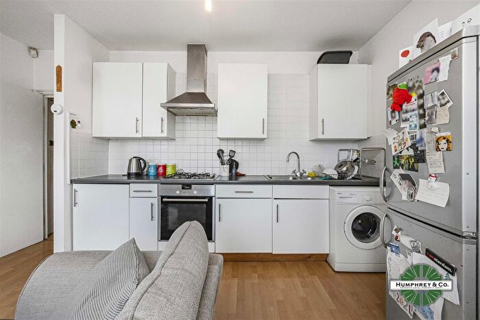 1 Bedroom Flat To Rent In Exmouth Street, London, E1