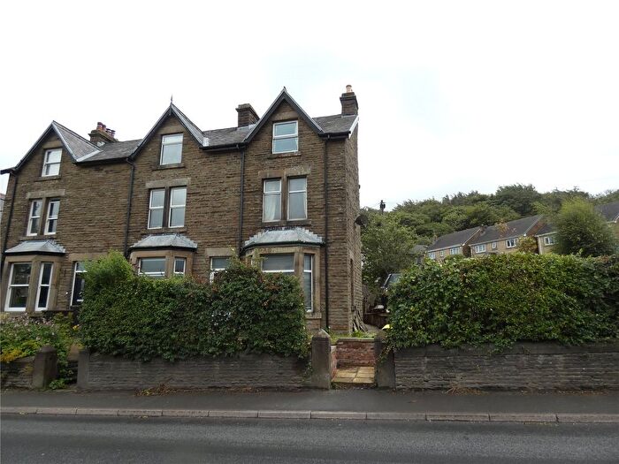 4 Bedroom End Terrace House For Sale In Leek Road, Buxton, Derbyshire, SK17