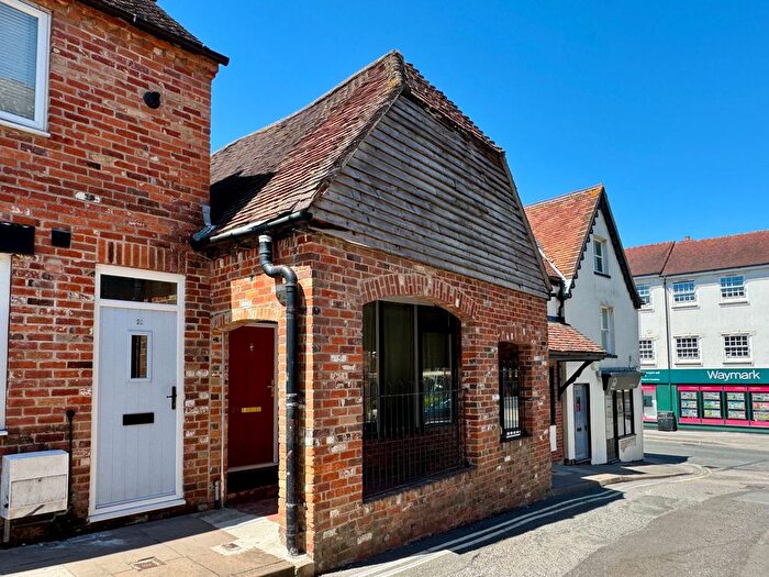 1 Bedroom Flat For Sale In Post Office Lane, Wantage, OX12