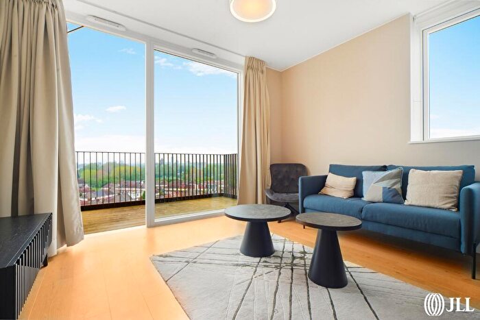 1 Bedroom Flat To Rent In Copperworks Wharf Sugar House Island, E15