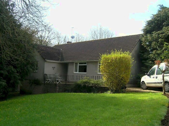 3 Bedroom Bungalow To Rent In Bristol Road, Chippenham, SN15