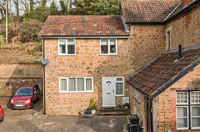 3 Bedroom Detached House For Sale In East Street, Ilminster, Somerset, TA19