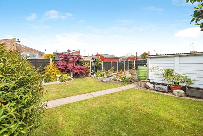 2 Bedroom Detached House For Sale In Rock Road, Lowestoft, Suffolk, NR32
