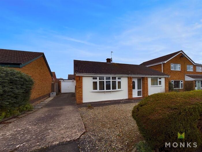 3 Bedroom Detached Bungalow For Sale In Christchurch Drive, Bayston Hill, Shrewsbury, SY3