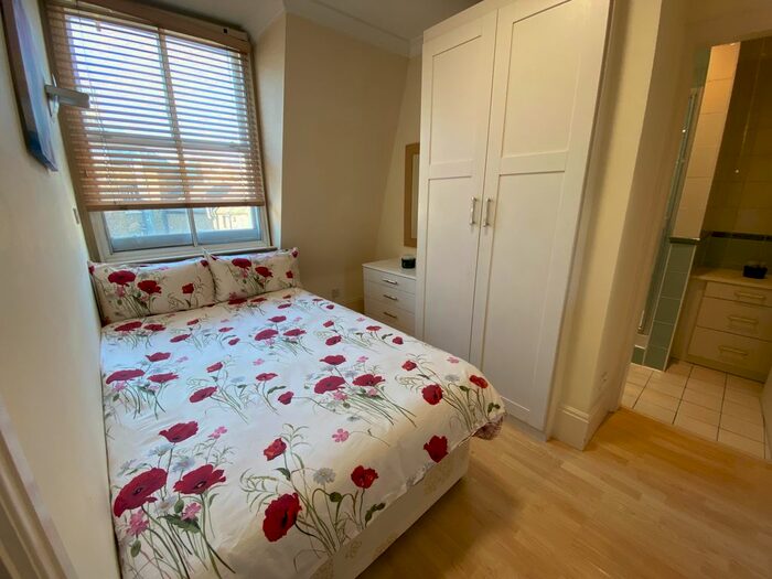 1 Bedroom Flat To Rent In White Horse Street, London, W1J